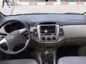 Bán Toyota Innova 2.0E năm sản xuất 2016, màu bạc ít sử dụng