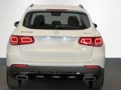 Phiên bản mới Mercedes GLC 200 4Matic 2020 khuyến mãi, thông số, giá lăn bánh, giao xe tháng 2/2020