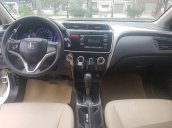 Bán Honda City AT năm sản xuất 2017, màu trắng xe gia đình