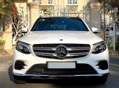 Xe Chính Chủ Bán Mercedes 300 4Matic AMG 2019 fulloptions, màu trắng nội thất nâu da bò