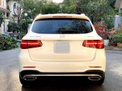 Xe Chính Chủ Bán Mercedes 300 4Matic AMG 2019 fulloptions, màu trắng nội thất nâu da bò