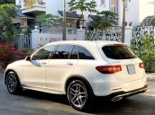 Xe Chính Chủ Bán Mercedes 300 4Matic AMG 2019 fulloptions, màu trắng nội thất nâu da bò