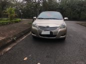 Cần bán gấp Toyota Vios đăng ký lần đầu 2014, màu ghi vàng, còn mới, giá 295 triệu đồng