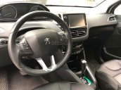 Cần bán gấp Peugeot 208 năm sản xuất 2014, màu trắng, nhập khẩu