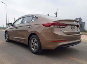 Cần bán xe Hyundai Elantra 1.6 MT năm 2017 xe gia đình, giá tốt