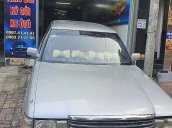 Bán Toyota Crown sản xuất năm 1993, màu bạc, nhập khẩu nguyên chiếc