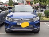 Bán Volkswagen Touareg 3.6 AT năm sản xuất 2016, màu xanh lam, xe nhập