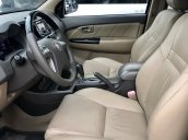 Toyota Fortuner 2.7V AT 2012, số tự động 01 cầu, xe bán tại hãng