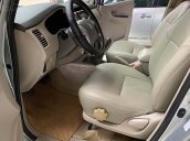 Bán Toyota Innova 2.0E đời 2014, màu bạc số sàn, giá tốt