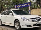 Xe Nissan Teana 2.0AT sản xuất năm 2011, màu trắng, nhập khẩu nguyên chiếc số tự động