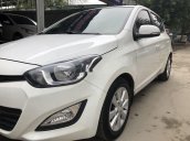 Bán xe Hyundai i20 đời 2014, màu trắng, xe nhập số tự động