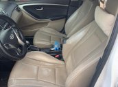 Xe Hyundai i30 AT sản xuất năm 2012, màu trắng, nhập khẩu, giá chỉ 450 triệu