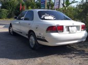 Bán Mazda 626 năm sản xuất 1996, màu trắng, xe nhập chính chủ, giá chỉ 98 triệu