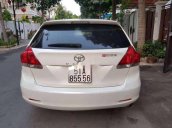 Cần bán lại xe Toyota Venza đời 2009, màu trắng, nhập khẩu nguyên chiếc còn mới