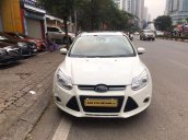 Cần bán xe Ford Focus Titanium 2.0AT đời 2014, màu trắng, giá chỉ 495 triệu