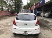 Bán xe Hyundai i20 đời 2014, màu trắng, xe nhập số tự động