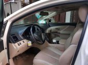 Cần bán lại xe Toyota Venza đời 2009, màu trắng, nhập khẩu nguyên chiếc còn mới