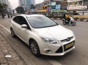 Cần bán xe Ford Focus Titanium 2.0AT đời 2014, màu trắng, giá chỉ 495 triệu