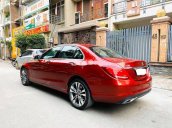 Cần bán lại xe Mercedes C250 năm 2017, màu đỏ chính chủ