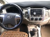 Bán xe Toyota Innova E đời 2015, màu bạc, giá tốt