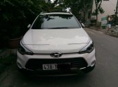 Cần bán xe Hyundai i20 Active năm sản xuất 2015, màu trắng, nhập khẩu