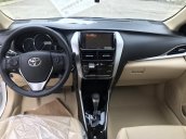 Toyota Vios G giảm 50% thuế trước bạ lại còn tặng tiền mặt và phụ kiện, mua xe trả góp đến 80%