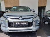 Mitsubishi Vinh cần bán xe Mitsubishi Triton 4x2 AT Premium màu bạc, sản xuất năm 2019, mới 100%, hỗ trợ trả góp 80%