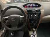 Cần bán gấp Toyota Vios đời 2011, màu bạc, giá chỉ 325 triệu