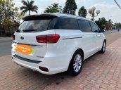 Bán Kia Sedona sản xuất 2019, màu trắng số tự động