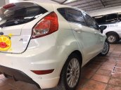 Bán ô tô Ford Fiesta 2017, màu trắng, giá chỉ 459 triệu