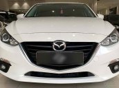 Bán xe Mazda 3 sản xuất 2015, màu trắng số tự động