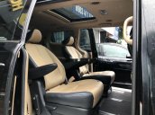 Cần bán Kia Sedona 2.2CRDi AT sản xuất 2017, màu đen số tự động