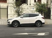 Cần bán gấp Hyundai Santa Fe 4WD AT đời 2017, màu trắng số tự động