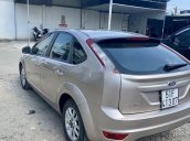 Bán ô tô Ford Focus sản xuất 2010, màu bạc