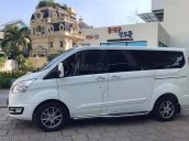 Bán Ford Tourneo đời 2019, màu trắng