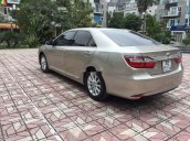 Bán ô tô Toyota Camry AT năm 2016 giá cạnh tranh