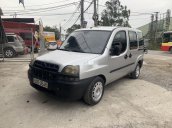 Cần bán gấp Fiat Doblo đời 2003, màu bạc