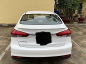 Cần bán xe Kia Cerato 1.6 MT sản xuất 2018, màu trắng chính chủ