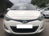 Cần bán Hyundai i20 1.4 AT đời 2013, màu trắng, nhập khẩu xe gia đình