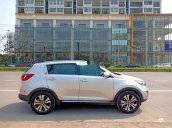 Cần bán xe Kia Sportage 2.0AT đời 2013, màu bạc, nhập khẩu chính chủ, giá chỉ 550 triệu