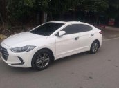 Cần bán lại xe Hyundai Elantra 1.6 AT 2017, màu trắng