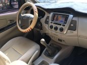 Bán ô tô Toyota Innova E MT đời 2015, màu bạc chính chủ, 478tr