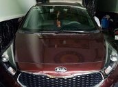 Bán xe Kia Rondo 2.0MT đời 2017, màu đỏ, nhập khẩu nguyên chiếc đã đi 34000km