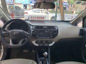 Cần bán Kia Rio sản xuất năm 2017, màu trắng, xe nhập đẹp như mới