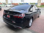 Bán xe Toyota Camry sản xuất năm 2019 còn mới, 990 triệu