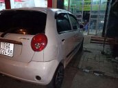 Cần bán gấp Chevrolet Spark đời 2009, màu trắng, xe gia đình