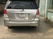 Bán Toyota Innova đời 2009, màu bạc chính chủ