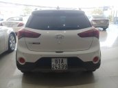 Cần bán lại xe Hyundai i20 Active 1.4AT năm sản xuất 2015, màu trắng, nhập khẩu nguyên chiếc số tự động