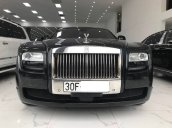 Cần bán lại xe Rolls-Royce Ghost sản xuất năm 2010, màu đen, xe nhập số tự động