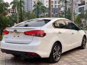 Bán xe Kia Cerato sản xuất năm 2018, màu trắng